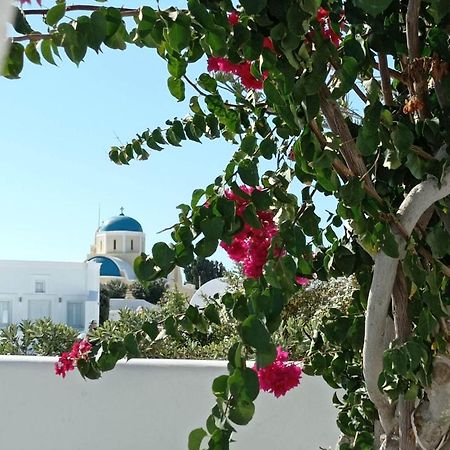 Sensia Luxury Studio With Hot Tub Oia  Exterior photo